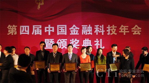 Ӣ��Ӎ�Ƽ��ڱ����C�����ϲ�@����(y��u)���Q����������