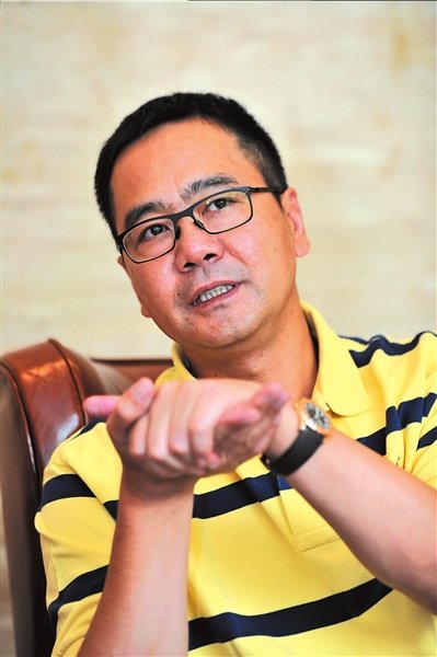 UT˹�_��CEO�R��