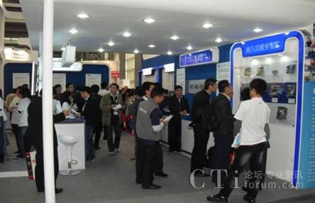 ��չ�ˆT������ȡ�Y�ϣ���ԃ���P�ˆT���g���}